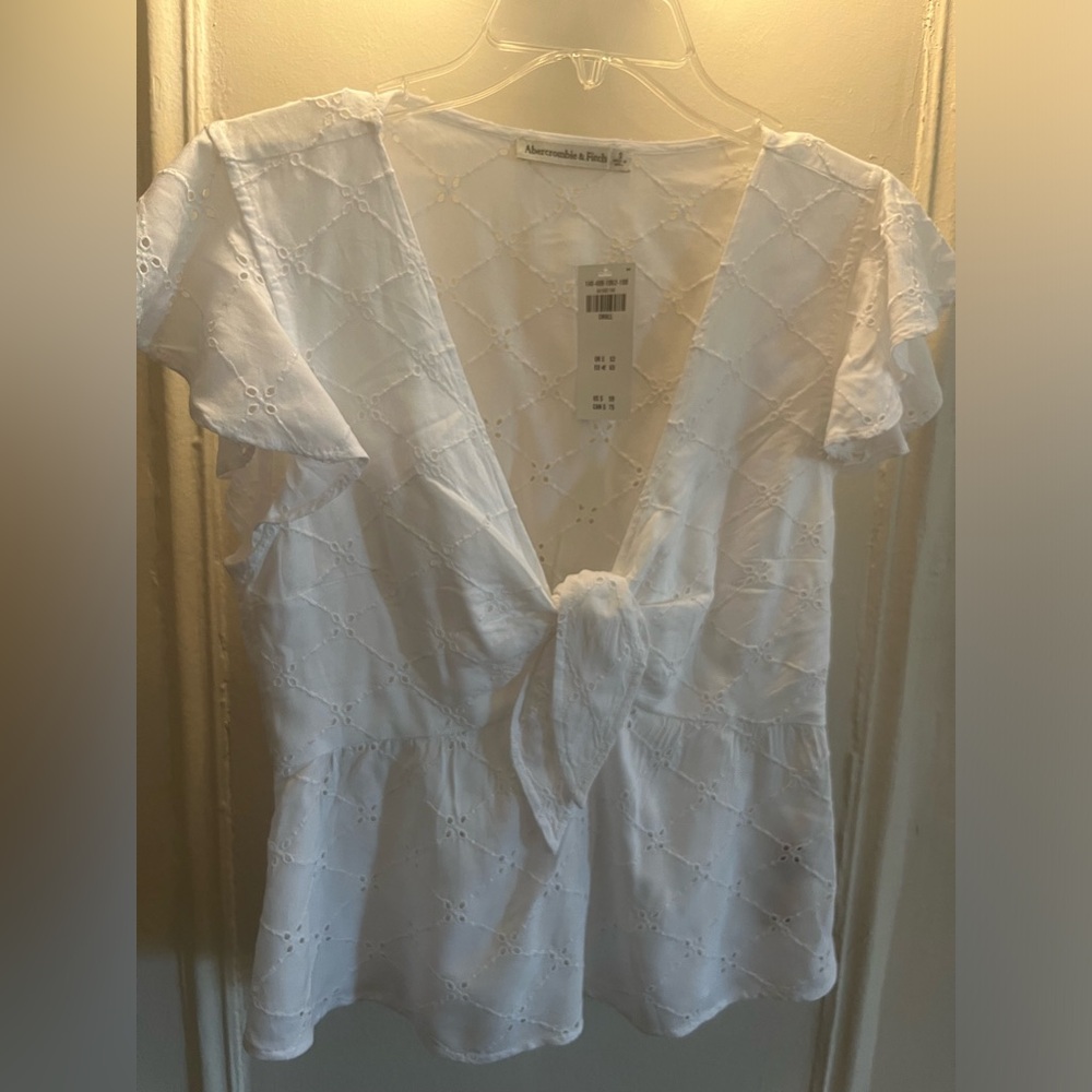 Abercrombie & Fitch lace v neck top.